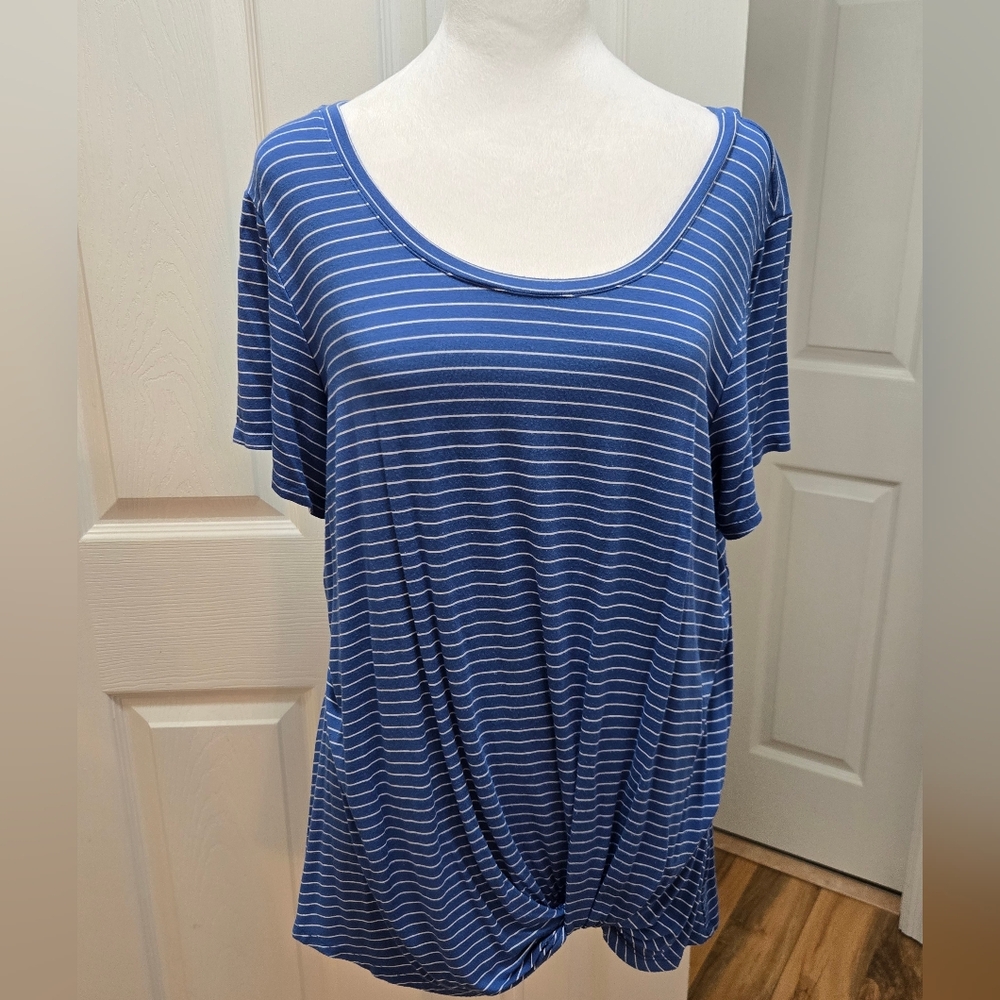 Nine Britton Levy Knot Front Knit Top, Blue W/ White Pin Stripes, Large